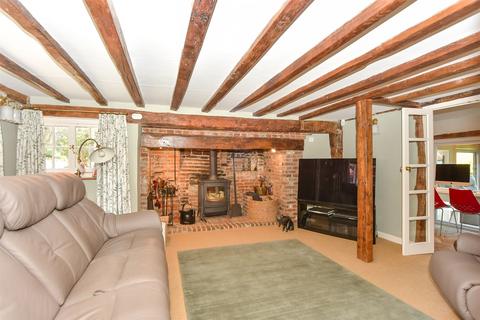 4 bedroom character property for sale, The Street, Hartlip, Sittingbourne, Kent