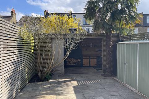 28 Netherbury Road, London, W5 4SP