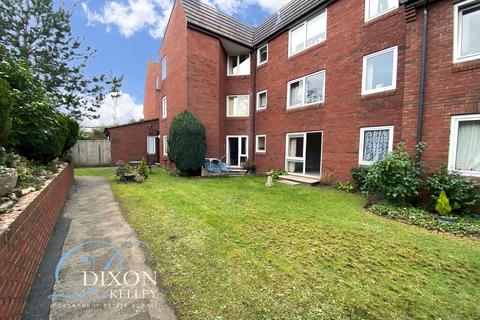 1 bedroom flat for sale, Homelands House, Ringwood Road, Ferndown, Dorset, BH22