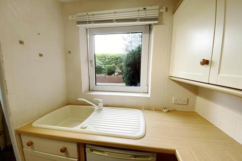 1 bedroom flat for sale, Homelands House, Ringwood Road, Ferndown, Dorset, BH22