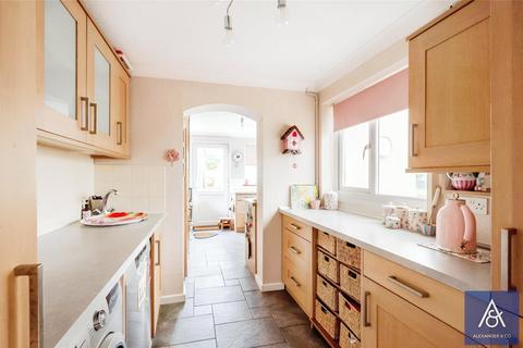 3 bedroom bungalow for sale, Westminster Crescent, Northamptonshire NN13