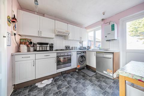 4 bedroom terraced house for sale, Murray Road, Richmond, TW10