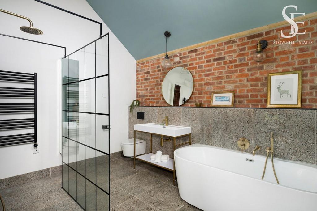 Master ensuite