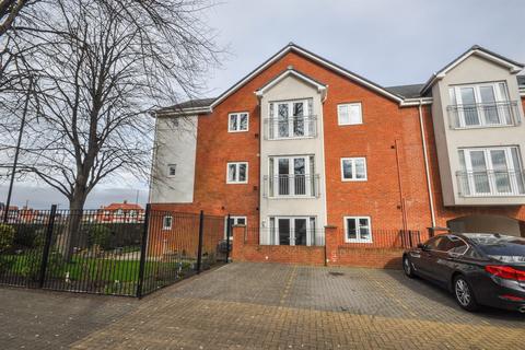 3 bedroom apartment for sale, Fencer Hill Square, Gosforth