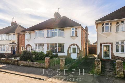 3 bedroom semi-detached house for sale, Colchester Road, Ipswich, IP4