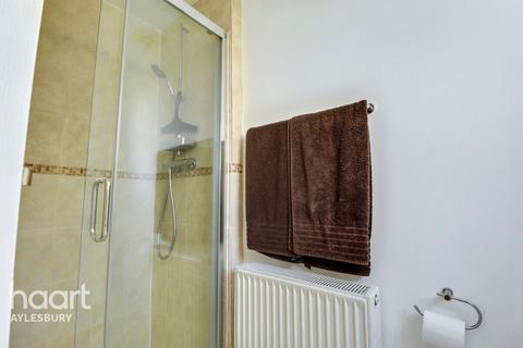 5 Grasmere, Aylesbury, HP21 9TU