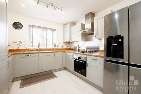 7 Mearing Grove, Shinfield, Reading, RG2 9RF