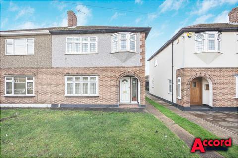 3 bedroom semi-detached house for sale, Garry Way, Romford, RM1