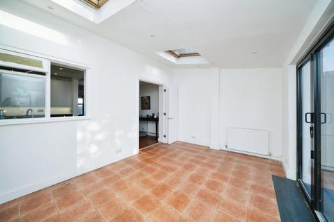 7 Brumfield Road, Epsom, KT19 9PA