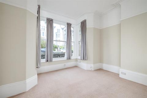 1 bedroom flat for sale, Connaught Avenue, Plymouth