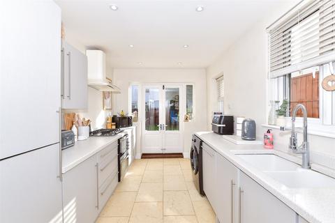 4 bedroom terraced house for sale, Canterbury Street, Gillingham, Kent