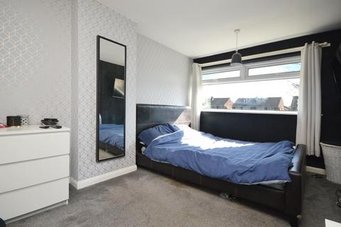 16 Ashcott, Bristol, BS14 0AG