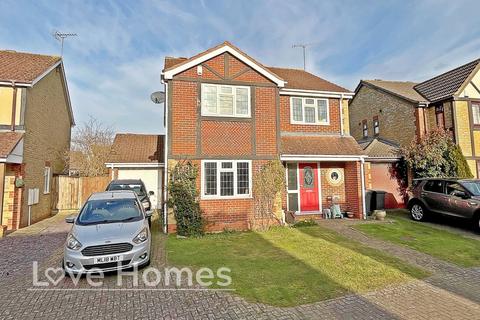 4 bedroom detached house for sale, Minden Close, Flitwick