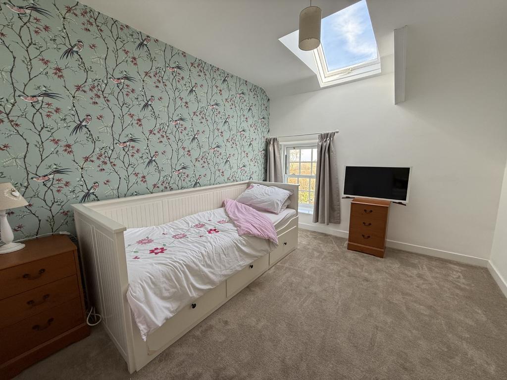 Double Bedroom 1
