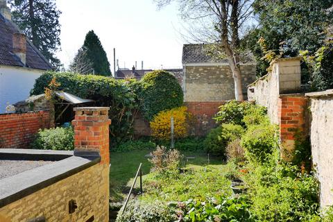undefined, Market Hill, Calne