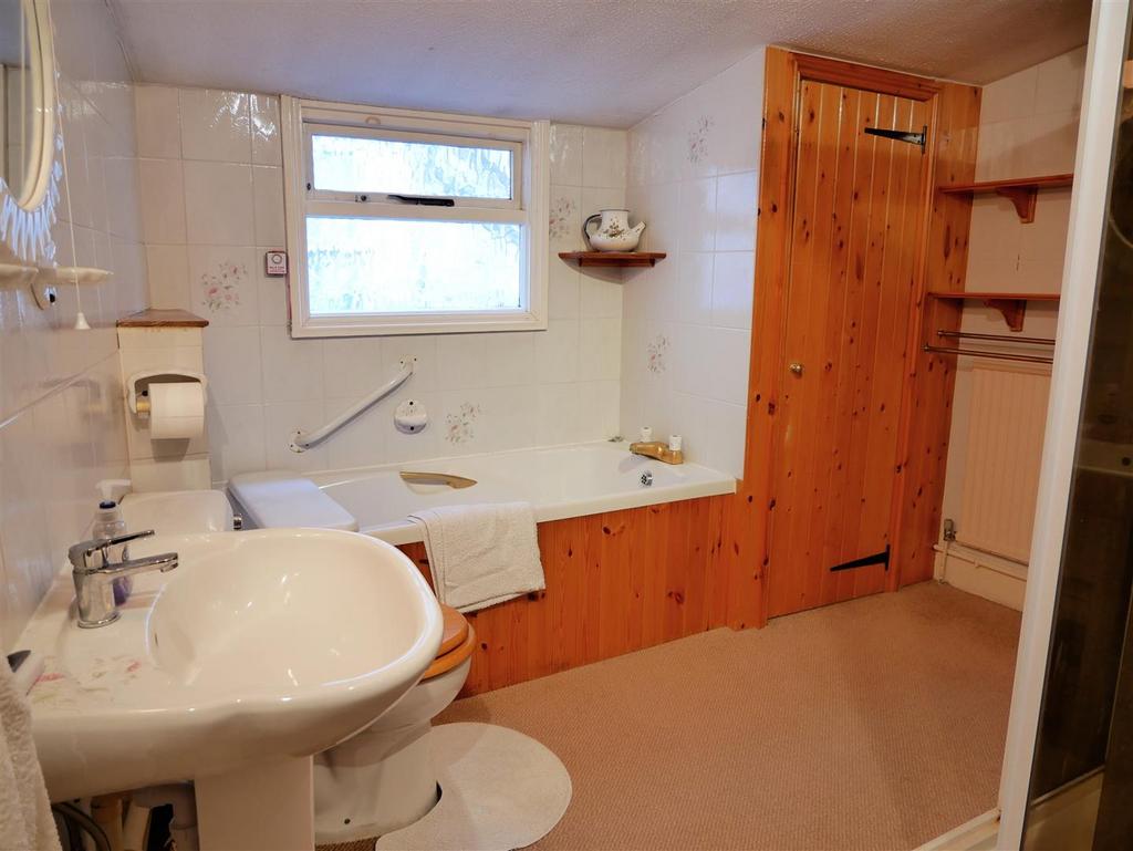 Family bathroom