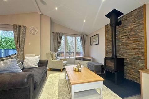 2 bedroom lodge for sale, Goulton Lane Northallerton