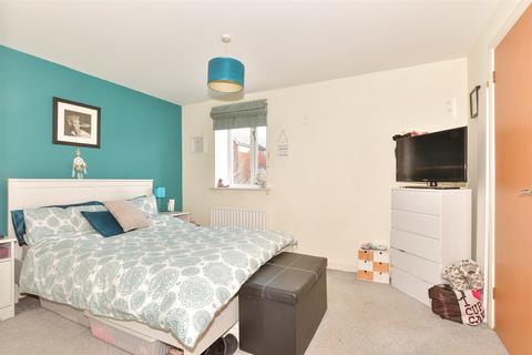 2 bedroom apartment for sale, George Stewart Avenue, Faversham, Kent