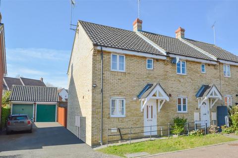 2 bedroom end of terrace house for sale, Seymour Drive, Haverhill CB9