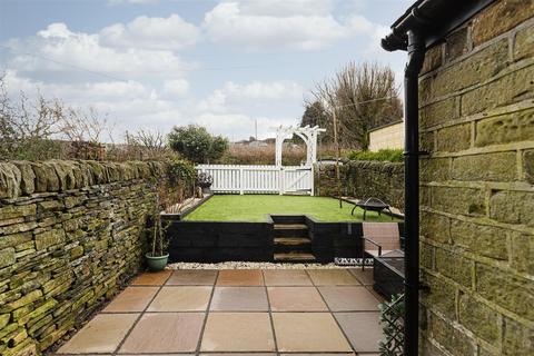 undefined, Camp Hill, Huddersfield HD3