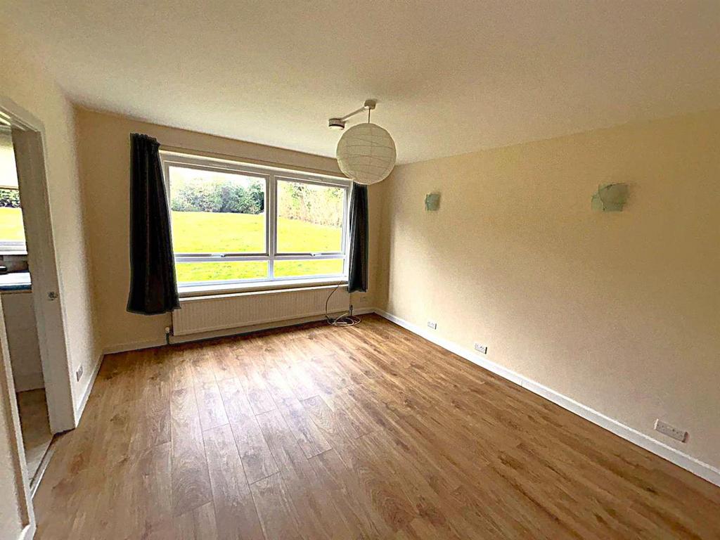 Lounge/bedroom area