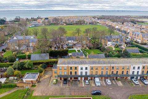 3 bedroom townhouse for sale, Chapel Place, Southend-on-sea, SS3