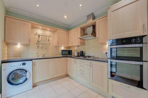 3 bedroom townhouse for sale, Chapel Place, Southend-on-sea, SS3