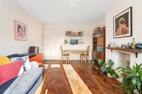 1 bedroom flat for sale, Rosendale Road, London, SE21