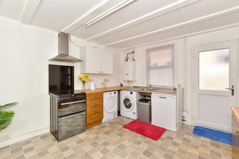 62 Priory Road, Tonbridge, TN9 2BL