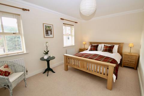 6 Osmond Drive, Wells, BA5 2JX