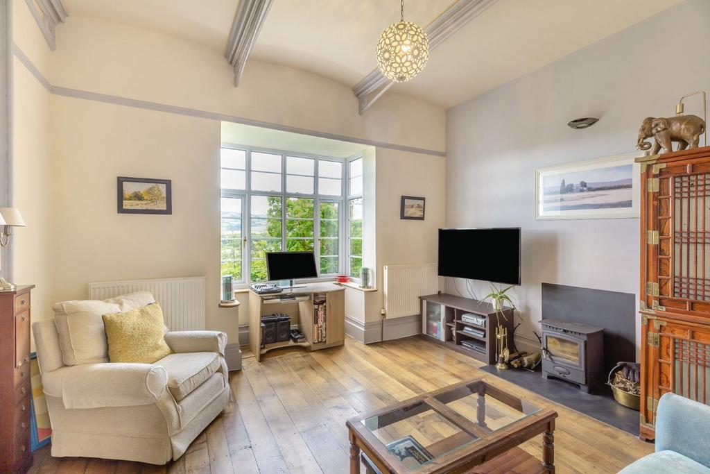 Sitting Room.jpg