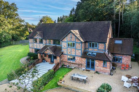 5 bedroom detached house for sale, Hare Lane, Little Kingshill, Great Missenden, Buckinghamshire, HP16