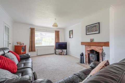 3 bedroom semi-detached house for sale, Fenwick Drive, Bradford