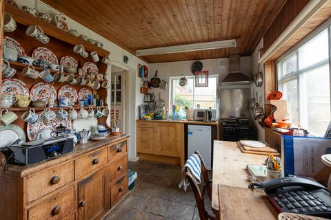 3 bedroom cottage for sale, Thame Road, Warborough, OX10