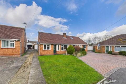 2 bedroom semi-detached bungalow for sale, Windermere Close, Aylesbury, Buckinghamshire