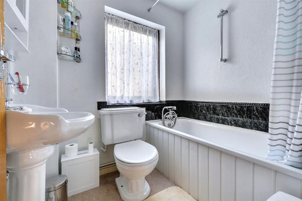 Bathroom.jpeg