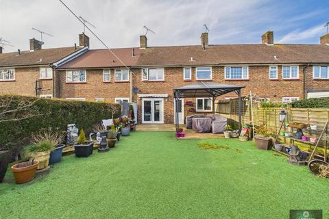 88 Ashdown Drive, Crawley, RH10 5EY
