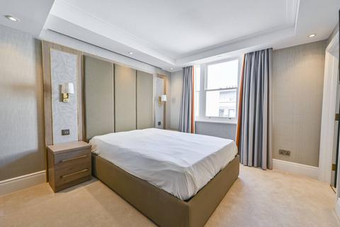 3 bedroom flat to rent, Charles Street, Mayfair, London, W1J