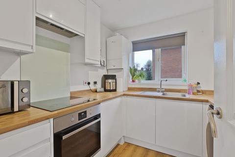 2 bedroom apartment for sale, Church Road, Buckhurst Hill, IG9