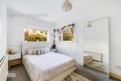 1 bedroom house for sale, 15 Amherst Avenue, Ealing, W13