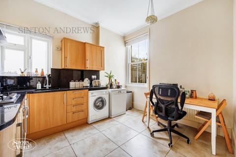 Flat 1, 15 Amherst Avenue, London, W13 8NQ