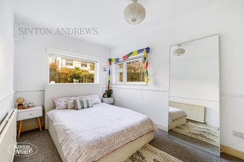 Flat 1, 15 Amherst Avenue, London, W13 8NQ