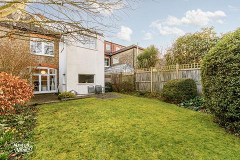 Flat 1, 15 Amherst Avenue, London, W13 8NQ