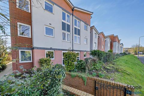 1 bedroom apartment for sale, Benedict Court, Western Avenue, Newbury