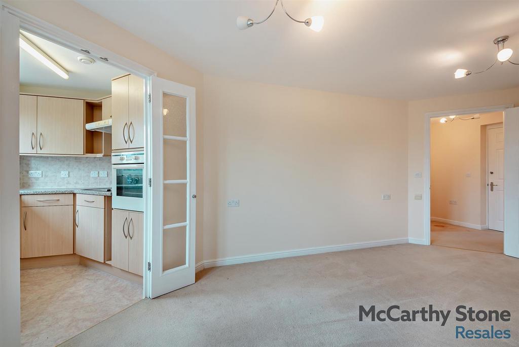 8658823-interior03-800.jpg