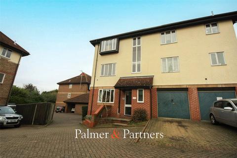 1 bedroom apartment for sale, Nicholsons Grove, Colchester, Essex, CO1