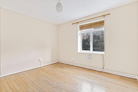 3 bedroom flat for sale, Sydenham Hill, London, , SE23 3PL