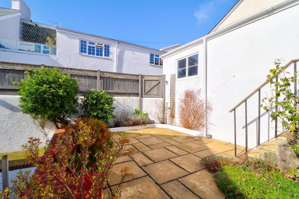 Rear garden iii.jpg