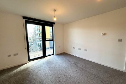 2 bedroom apartment to rent, Carlton House, Ilford IG1