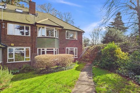 2 bedroom maisonette to rent, Haversham Close, East Twickenham